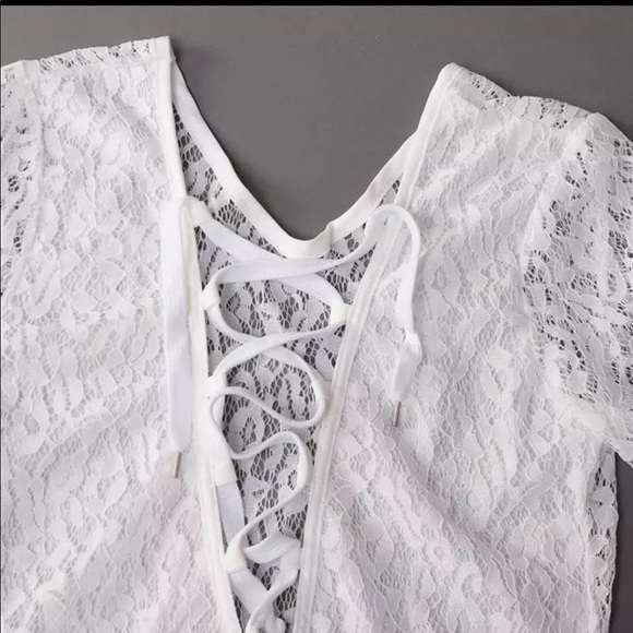 Tops - SOLD⭐️Gorgeous lace Bodysuit/ out top /lingerie